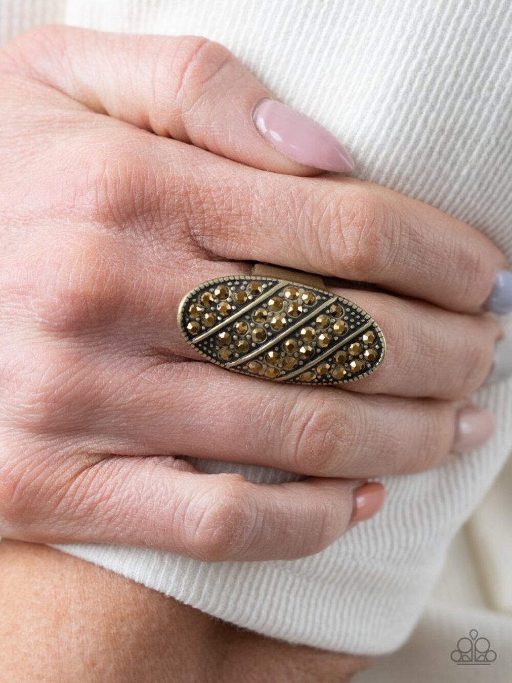 Paparazzi Ring (R249)